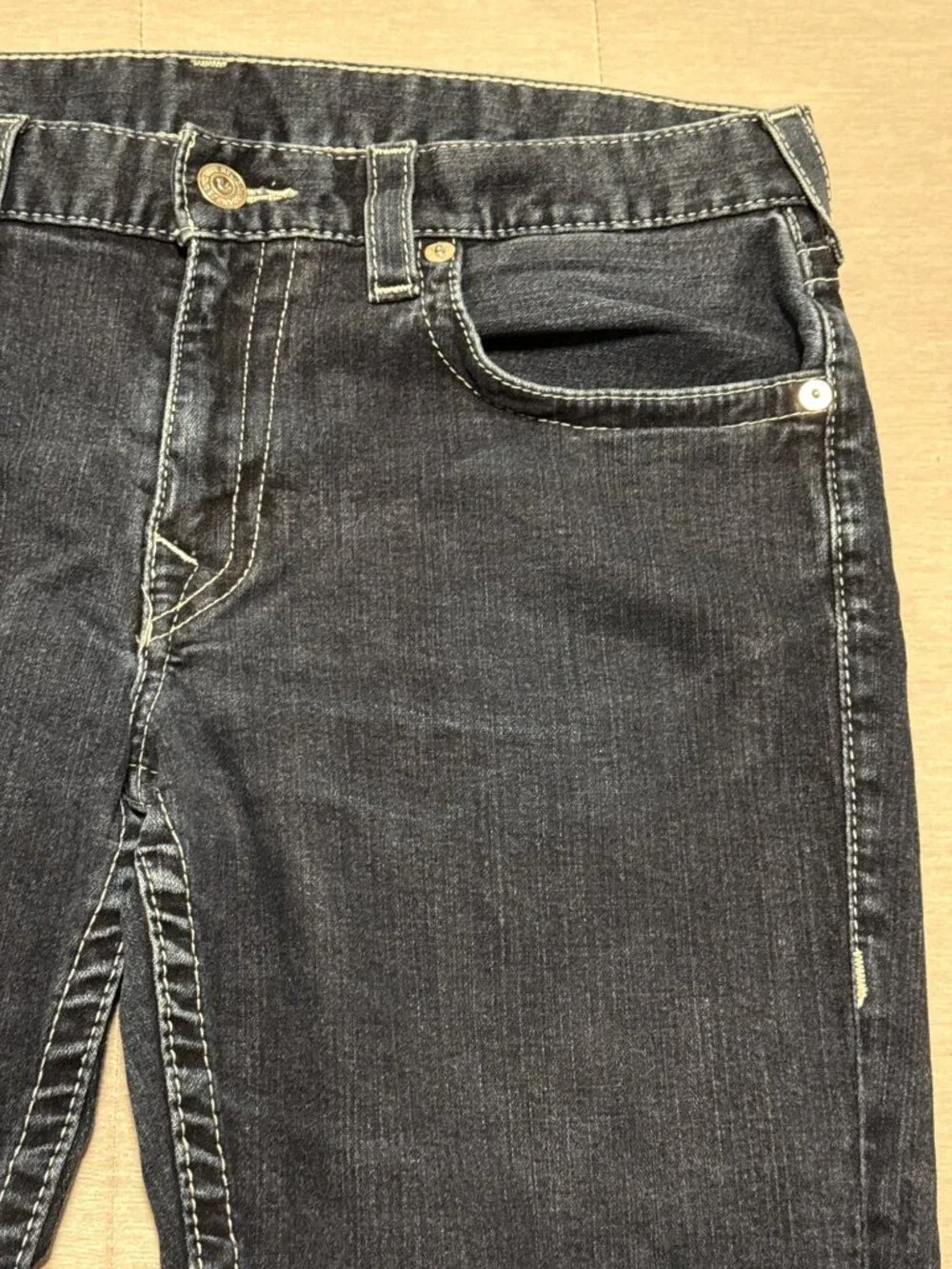 True Religion Slim Straight Mens Jeans Size 36 RN#112790 CA# 57414